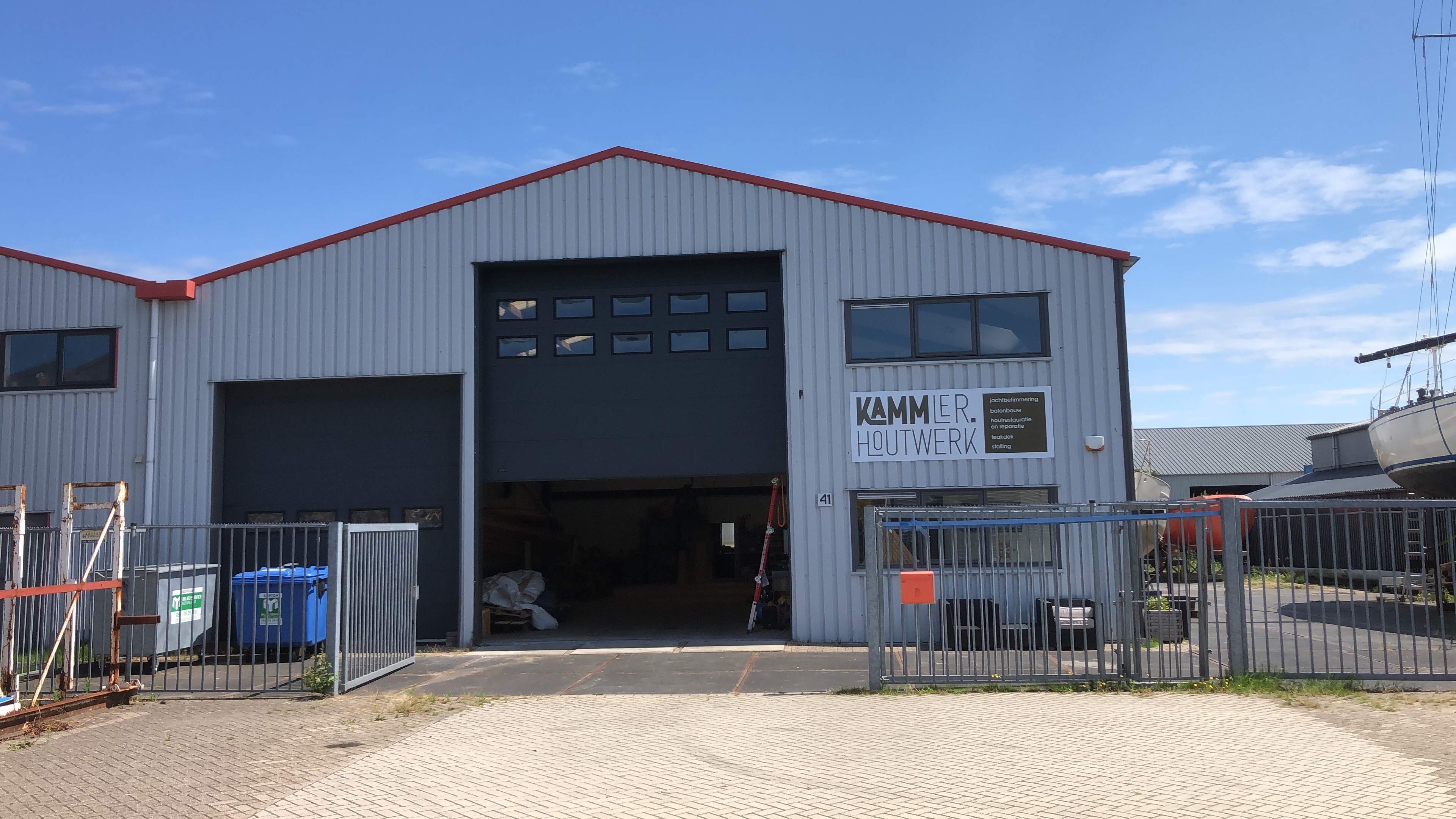 Buitenkant werkplaats